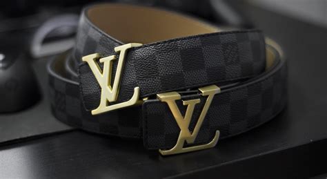 louis vuitton boy belts|louis vuitton belt male.